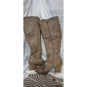 Women's Tall Boots Size 9.5 🤎 | Taupe Faux Suede Zip & Buckle